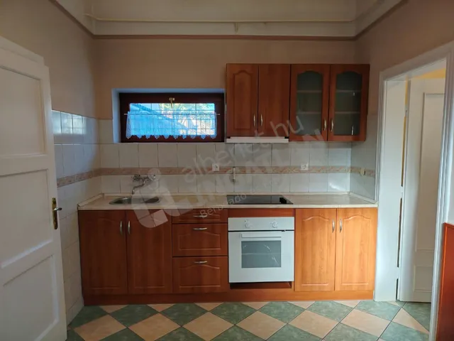Kiadó ház Budapest XX. kerület, Hosszú utca 53 nm