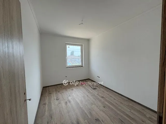 Eladó ház Szigetcsép 112 nm