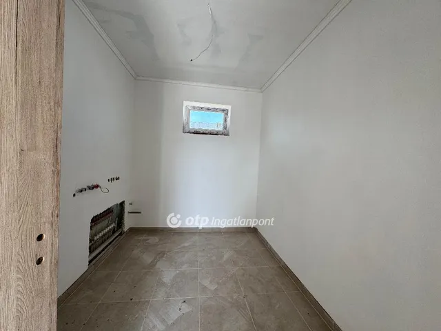 Eladó ház Szigetcsép 112 nm
