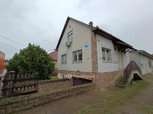 Eladó ház Dunaharaszti 120 nm