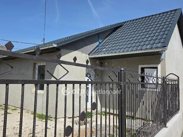 Eladó ház Kiskunlacháza 55 nm
