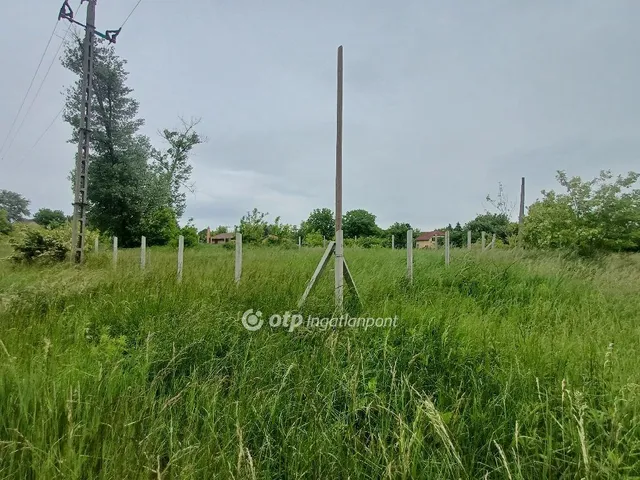 Eladó telek Dömsöd 560 nm