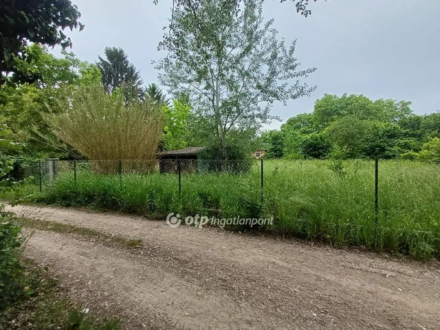 Eladó telek Dömsöd 1019 nm