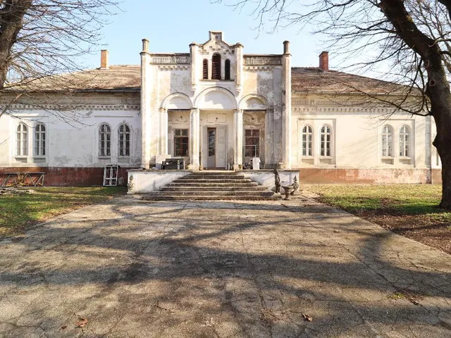 Eladó ház Tass 430 nm