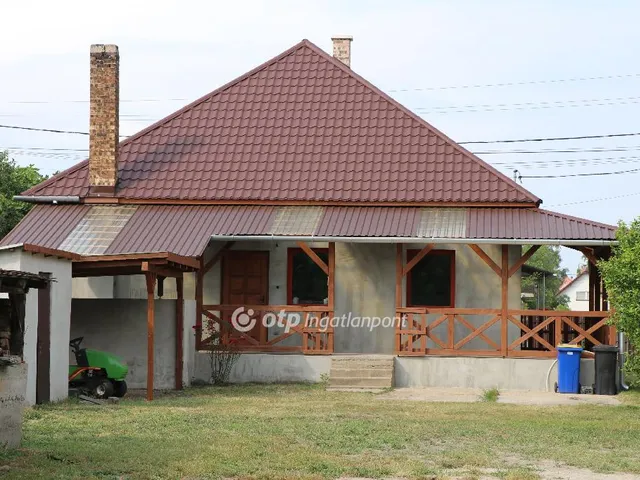 Eladó ház Szigetcsép 90 nm