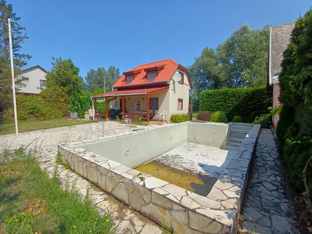 Eladó üdülő és hétvégi ház Budapest XXIII. kerület 70 nm