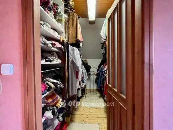 Eladó ház Budakalász 500 nm
