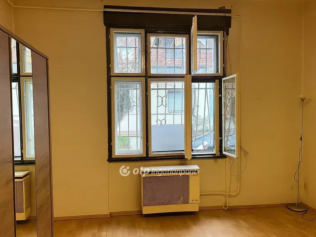 Eladó lakás Budapest XXI. kerület 33 nm