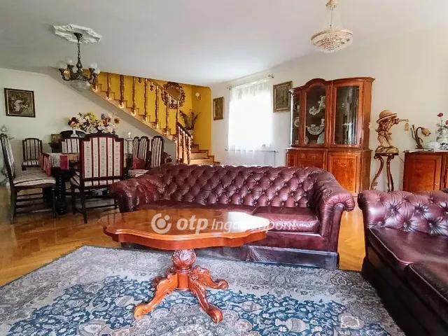 Eladó ház Isaszeg 184 nm