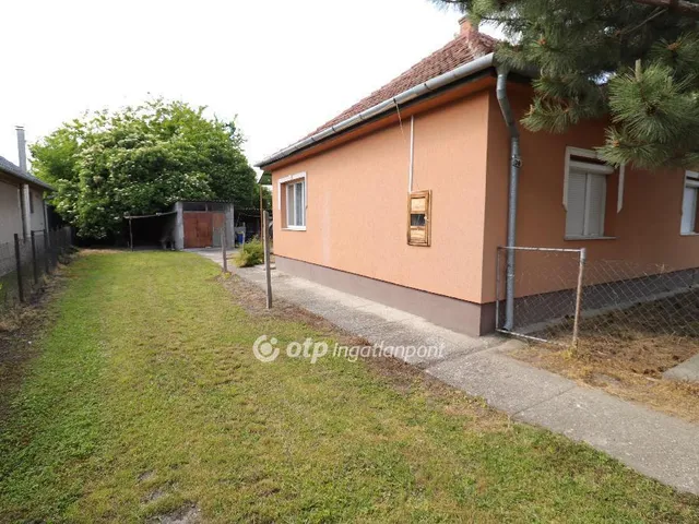 Eladó ház Makád 85 nm