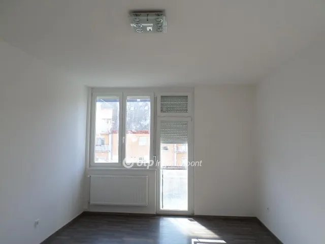 Eladó lakás Tököl 54 nm