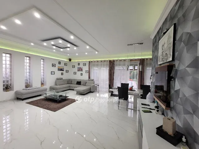 Eladó ház Dunaharaszti, Bezerédi-lakópark 253 nm