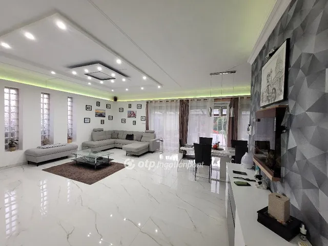 Eladó ház Dunaharaszti, Bezerédi-lakópark 253 nm