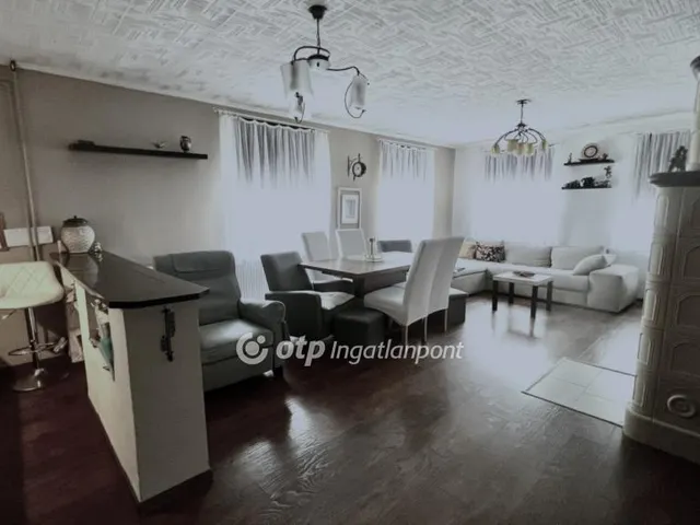 Eladó ház Dömsöd 130 nm