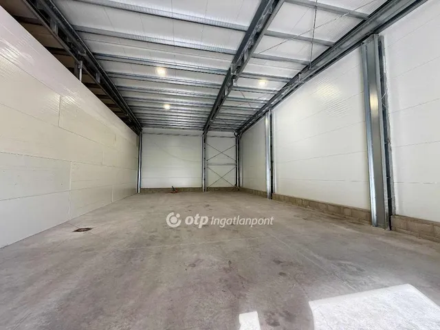 Eladó kereskedelmi és ipari ingatlan Szigetszentmiklós 191 nm