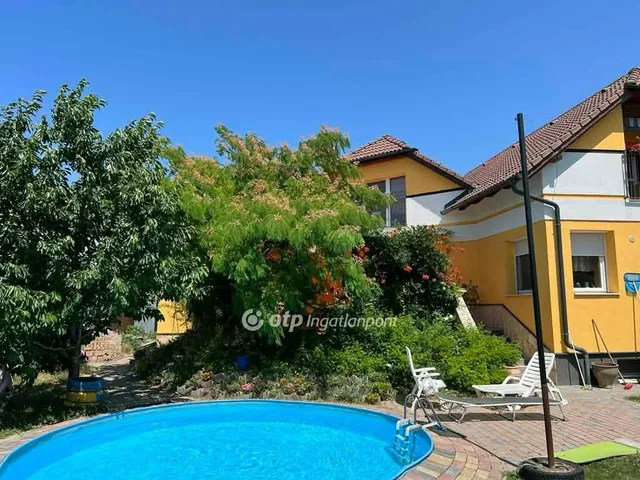 Eladó ház Halásztelek 460 nm