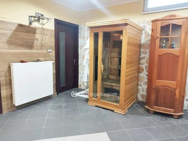 Eladó ház Halásztelek 460 nm