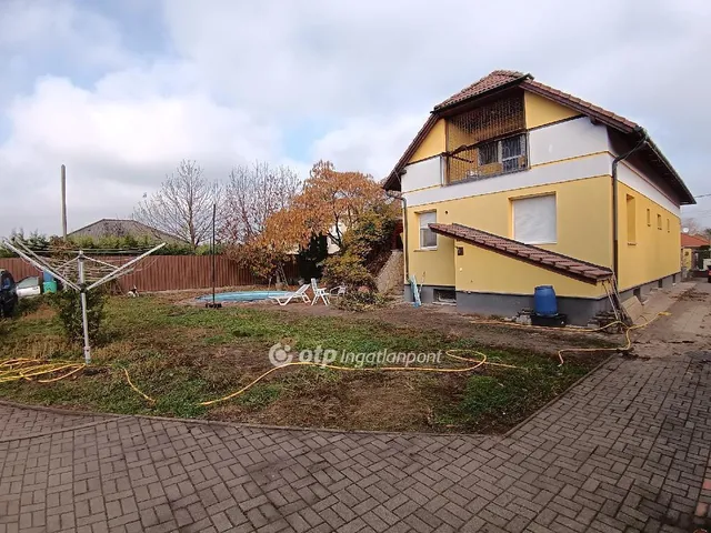 Eladó ház Halásztelek 460 nm