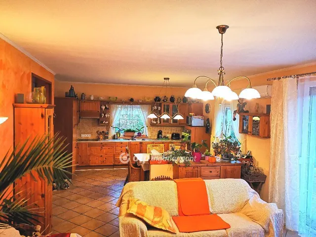 Eladó ház Szigethalom 151 nm