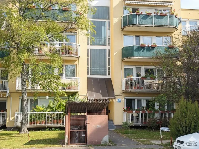 Eladó lakás Monor 65 nm