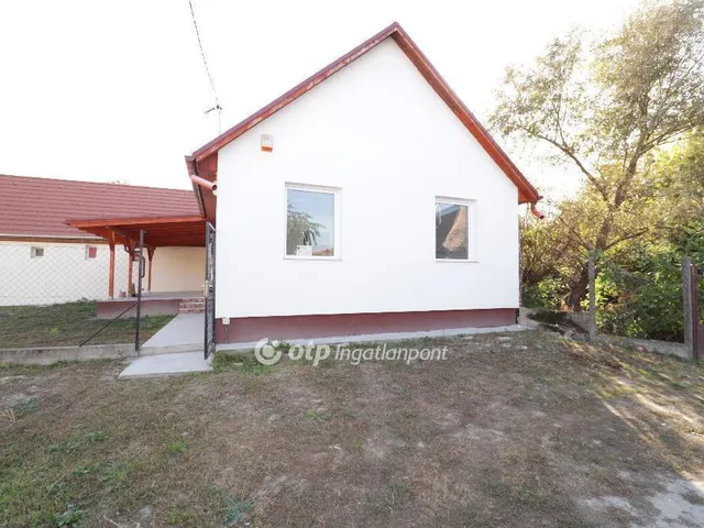 Eladó ház Kiskunlacháza 80 nm