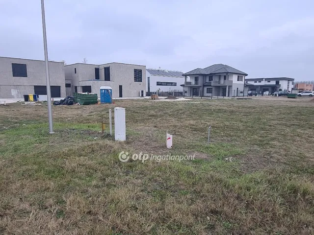 Eladó telek Dunaharaszti 1070 nm