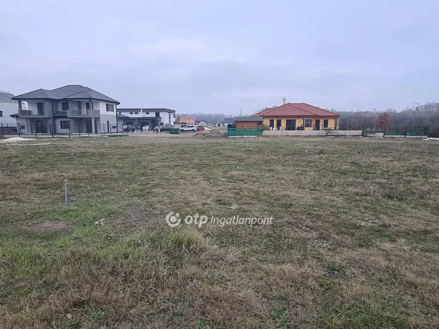 Eladó telek Dunaharaszti 1070 nm