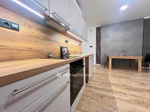 Eladó lakás Budapest VI. kerület 62 nm