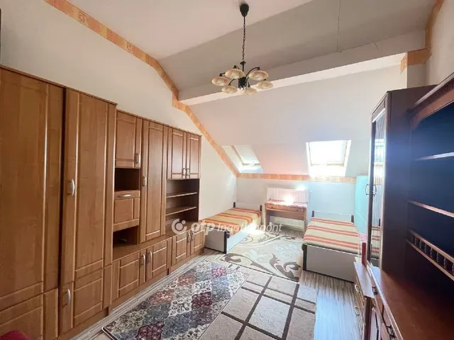 Eladó lakás Budapest X. kerület 106 nm
