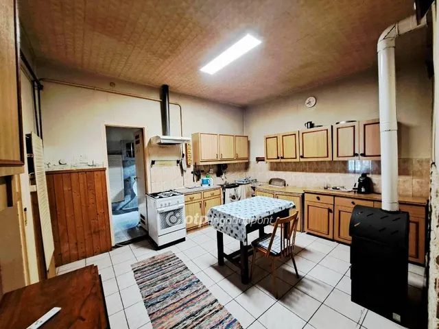 Eladó ház Dunavecse 100 nm