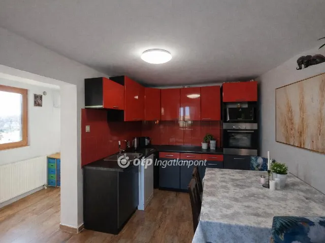 Eladó ház Rácalmás 102 nm