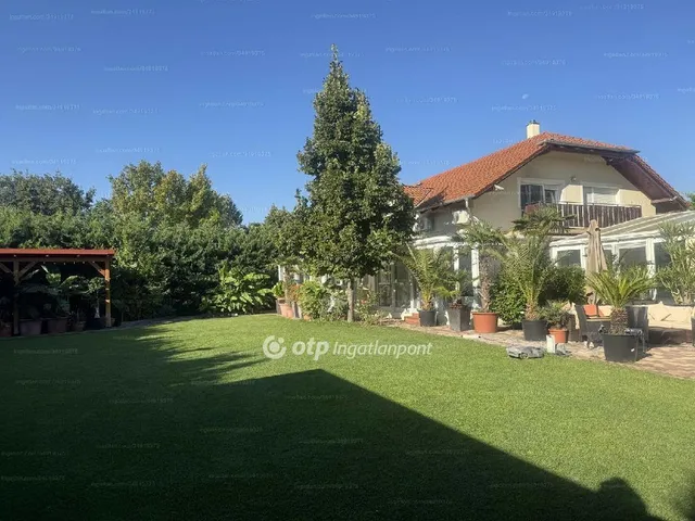 Eladó ház Szigetszentmiklós 390 nm