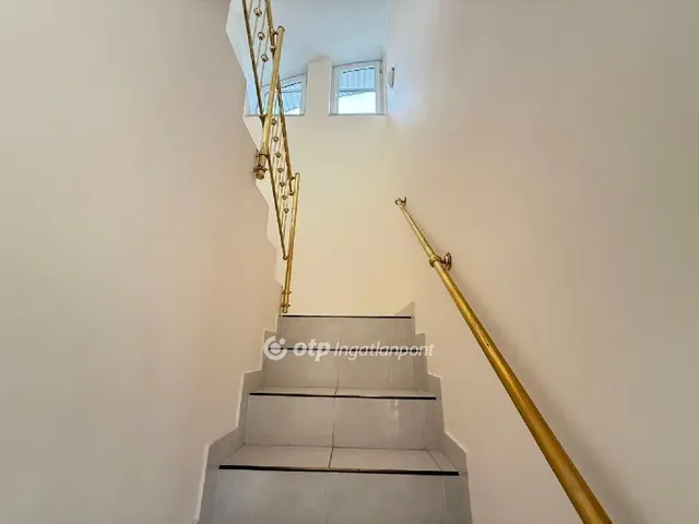 Eladó ház Budapest XVIII. kerület 276 nm