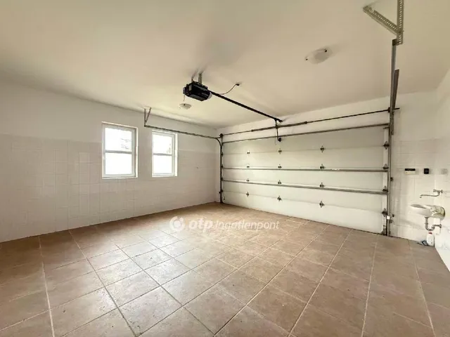 Eladó ház Budapest XVIII. kerület 276 nm