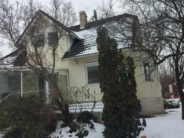 Eladó ház Dunaharaszti 340 nm