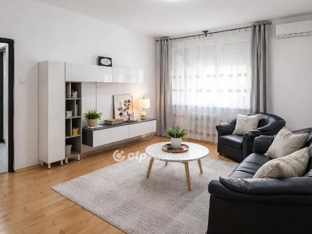 Eladó lakás Dunaújváros 49 nm