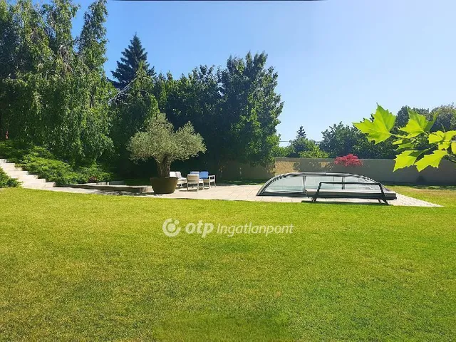 Eladó ház Érd 350 nm