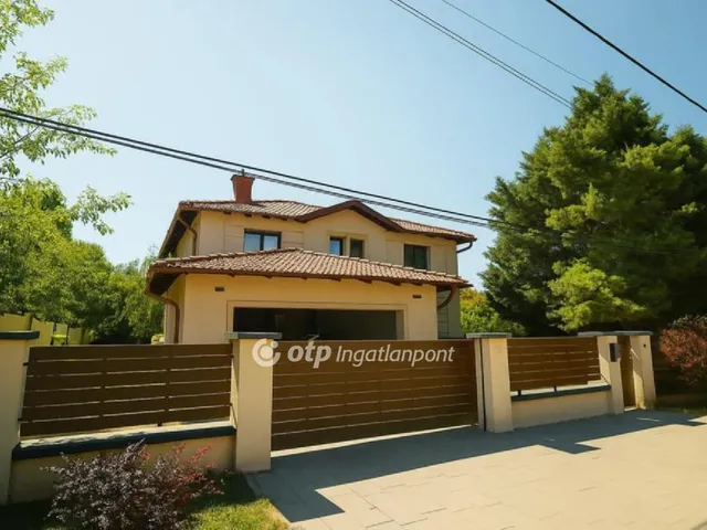 Eladó ház Érd 350 nm