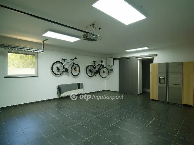 Eladó ház Érd 350 nm