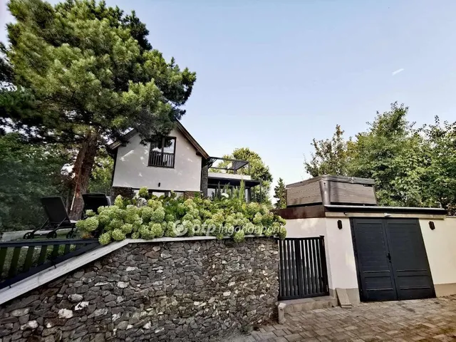 Eladó üdülő és hétvégi ház Tihany 218 nm