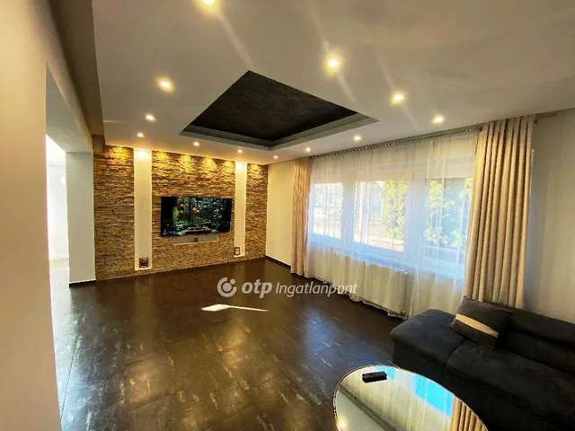 Eladó ház Szigetcsép 176 nm