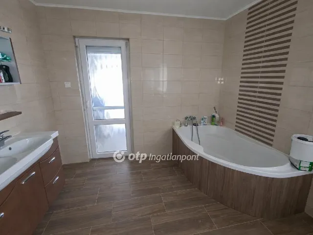 Eladó ház Bugyi 118 nm