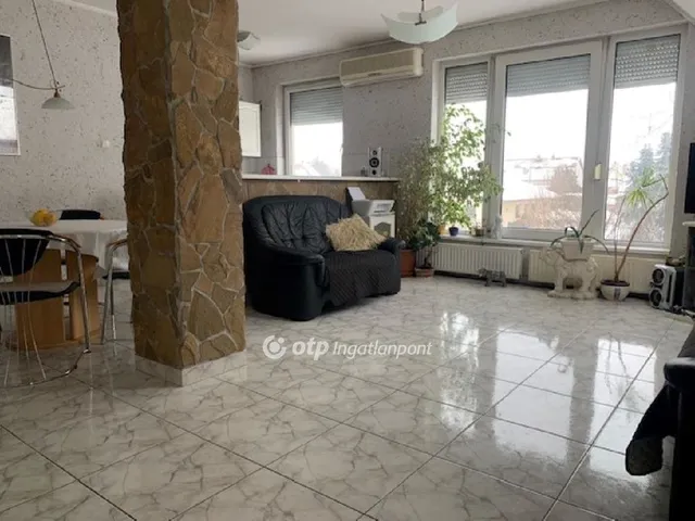 Eladó lakás Szigethalom 76 nm