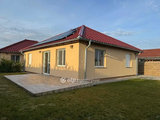 Eladó ház Halásztelek 90 nm