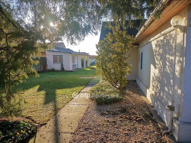 Eladó ház Budapest XXI. kerület 543 nm