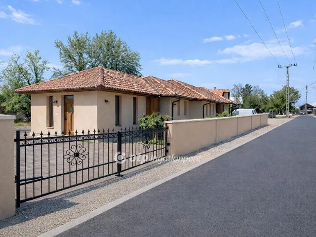 Eladó ház Ráckeve 158 nm