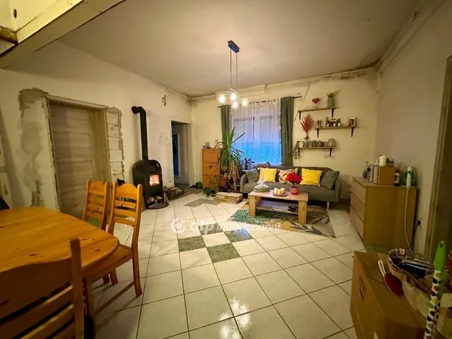 Eladó ház Szigethalom 233 nm