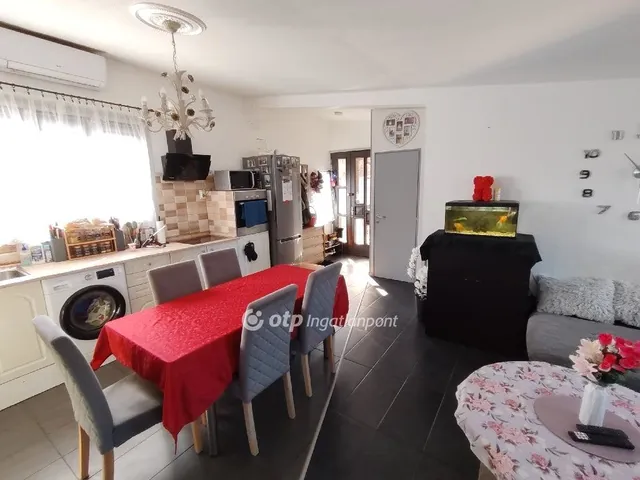 Eladó ház Dömsöd 61 nm