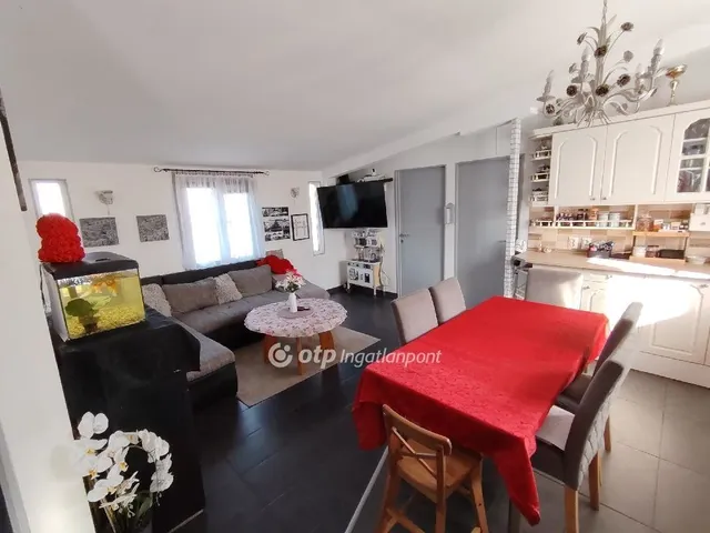 Eladó ház Dömsöd 61 nm