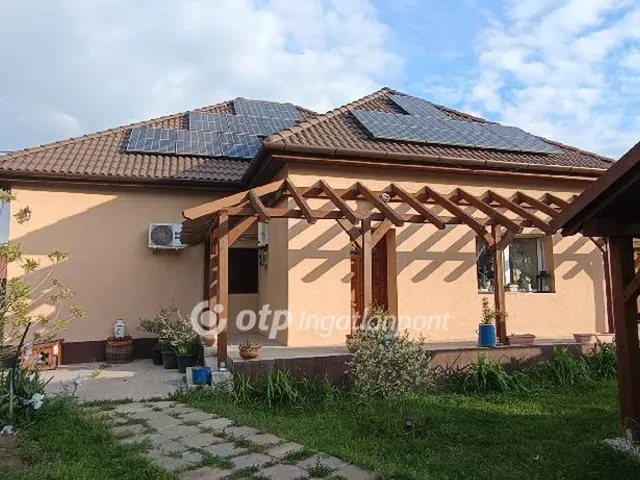 Eladó ház Bugyi 110 nm